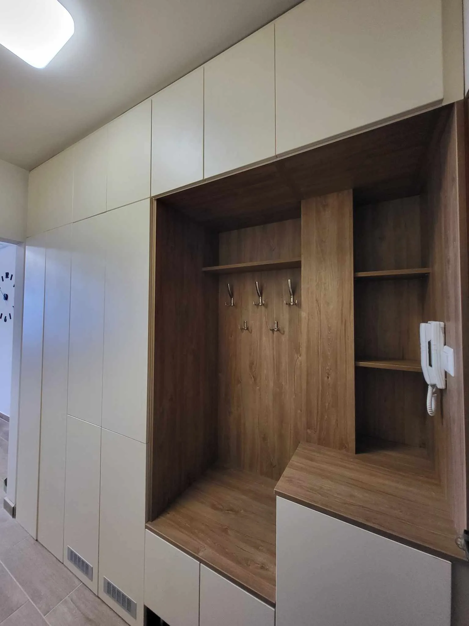 Modern előszoba bútorok - 4. kép