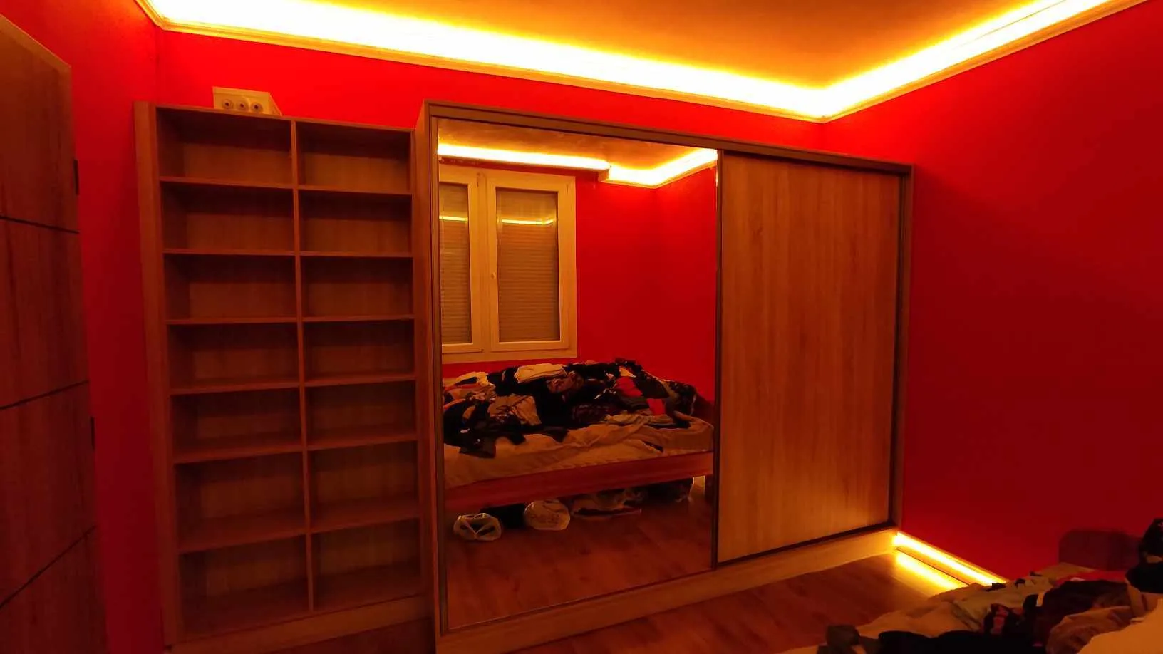 Hálószoba bútorok - 11. kép